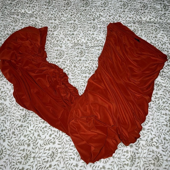 Norma Kamali Diana Gown Revolve - Picture 4 of 5